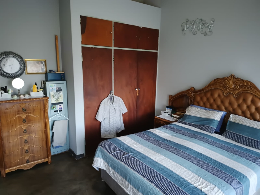 5 Bedroom Property for Sale in Koster North West